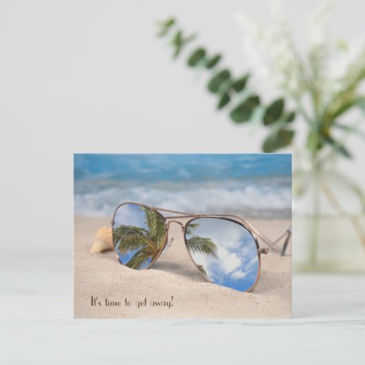 Tropische vakantie reizen zonnebril reflectie briefkaart (Staand voorkant)