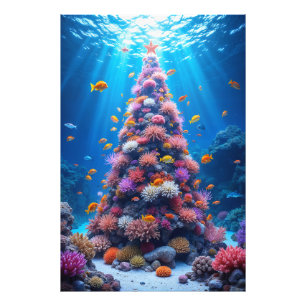 Tropische Vissen Zwemmen Rond Kerstboom Van Koraal Foto Afdruk