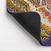 Tropische vlinder op paarse bloemen muismat (Hoek)