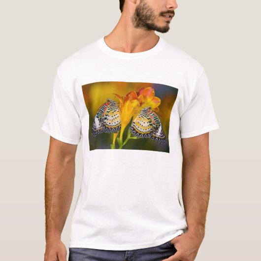 Tropische Vlinder Tweelingen T-shirt (Voorkant)