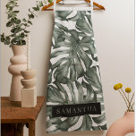 Tropische Waterverf Modern oasis leest Patroon Schort<br><div class="desc">Introductie van onze Tropical Waterverf Modern Oasis Leaves Pattern collectie, nu beschikbaar op Zazzle! Dompel uzelf onder in de levendige schoonheid van natuur met deze prachtige producten met een eigentijdse twist op tropisch gebladerte. Kies uit een breed scala aan producten om aan uw behoeften en persoonlijke stijl te voldoen. Of...</div>