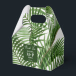 Tropische Waterverf palmboom monogrammen Bedankdoosjes<br><div class="desc">Een prachtig  schilderij van de waterverf van palmboomtakken. Een ideaal,  stijlvol,  abstract ontwerp voor elke zelfgemaakte decor. Een ideaal ontwerp voor iedereen die houdt van groene,  natuur,  abstracte kunst,  waterverf kunst,  tropische strandvormige design,  stijlvolle en  stijlen. Pas het monogram aan en maak het uw eigen!</div>