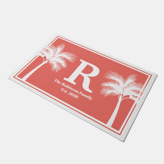 Tropische witte palmbomen en koraalroze familienaa deurmat (Schuin)