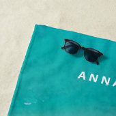 tropische zandstrandoceaan het avontuur begint strandlaken (In situ)