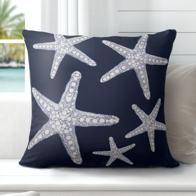 Tropische zeesterren marineblauw wit Sierkussen (Discover Gorgeous Coastal Throw Pillows by Totally Coast.)