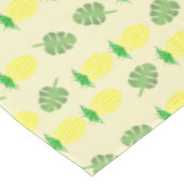 Tropische zomerweddenschap Ananas en palmbladeren Tafelkleed (Gekanteld)