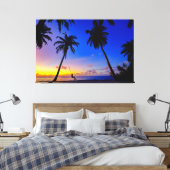 Tropische zonnepalmen bedekken de muur die leeft canvas afdruk (Insitu (Slaapkamer))