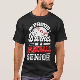 Trots broertje van een honkbal senior 2024 Afstude T-shirt