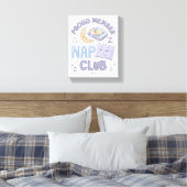 "Trots lid van de Nap Club" - Gezellig & Fun Canvas Afdruk (Insitu (Slaapkamer))