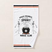 Trots lid van de Spooky Nurse Club Handdoek (Handdoek)