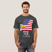 trots om Amerikaanse Flag Eagle USA Amerikaans te T-shirt (Voorkant volledig)