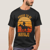 Trots op Navajos Native Indigenous Peoples Day T-shirt (Voorkant)