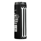 Trotse blauwe kraag Wrench Amerikaans Thermosbeker (Achterkant)