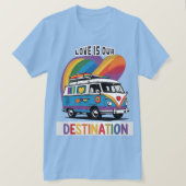 Trotse camper – Rainbow RV Pride T-shirt (Design voorkant)