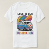 Trotse camper – Rainbow RV Pride T-shirt (Design voorkant)