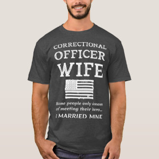 Trotse correctionele officier vrouw gevangenisbewa t-shirt