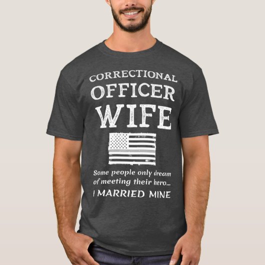 Trotse correctionele officier vrouw gevangenisbewa t-shirt (Voorkant)