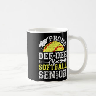 Trotse Dee-dee van een afgestudeerde Softll senior Koffiemok