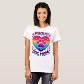 Trotse hond moeder regenboog hart ontwerp t-shirt (Voorkant volledig)