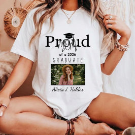 Trotse MOEDER 2026 Afgestudeerde afstudeercadeau m T-shirt