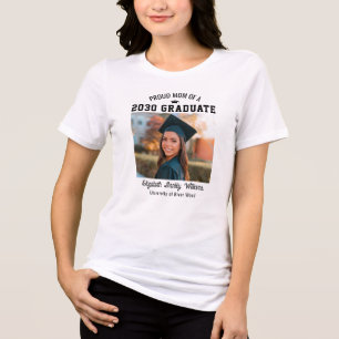 Trotse Moeder Senior Aangepast Jaar Afgestudeerde Tri-Blend Shirt