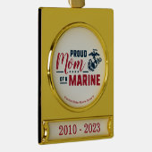 Trotse moeder van een marinier - Kleur Verguld Banner Ornament (Rechts)