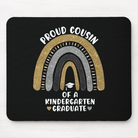 Trotse neef van een kleuterschool Afstuderen regen Muismat (Voorkant)