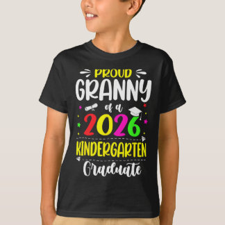 Trotse oma Cl van 2026 kleuterschool afgestudeerde T-shirt