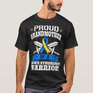 Trotse oma van een Down-syndroomkrijger Down' T-shirt