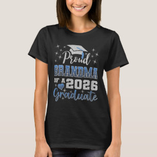 Trotse oma van het Afstuderen Afstuderen van 2026 T-shirt