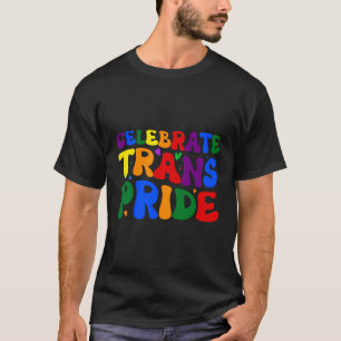 Trotse Trans LGBT Rainbow Queer Color Rainbow Awar T-shirt