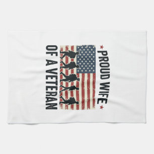 Trotse vrouw van een veteran-patriottisch shirtont theedoek