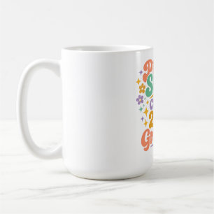 Trotse Zuster Afstudeerklas van 2026 Retro Groovy Koffiemok