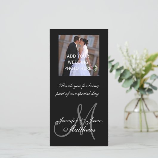 Trouhuwfoto Dankjeweld Boodschap Initiaal Namen Bedankkaart (Staand voorkant)