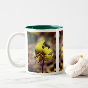 Trout Lily en Friend Tweekleurige Koffiemok