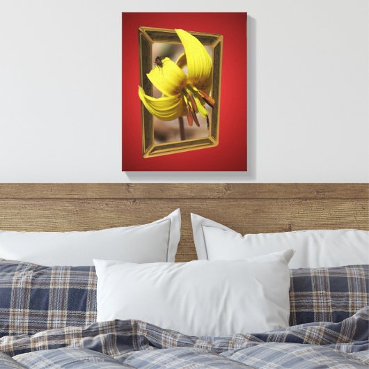 Trout Lily stroomt uit de grenzen Canvas Afdruk (Insitu (Slaapkamer))