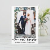 Trouw Elegant Script Liefde en Dankbaarheid Foto Bedankkaart (Staand voorkant)