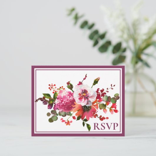 Trouw Magenta Roze Koraal Bloem RSVP Uitnodiging Briefkaart (Staand voorkant)