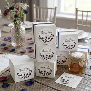 Trouw met Moody Burgundy & Blauwe Bloemen Ronde Sticker