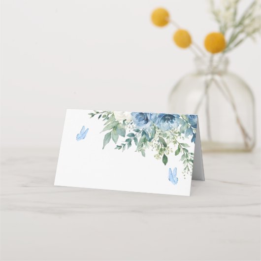 Trouw met stoffig blauwe bloemen plaatskaartje (Voorkant)