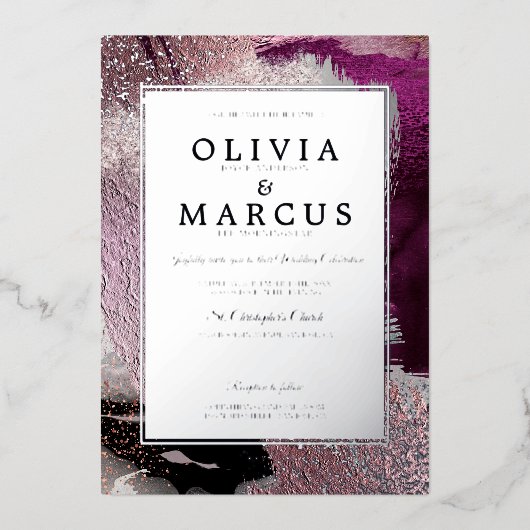 Trouw | Metaalachtige Cassis Plum Penseelstreken Folie Uitnodiging (Voorkant)