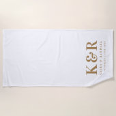 Trouw Monogram Minimalistisch Eenvoudig Goud en Wi Strandlaken (Voorkant)