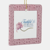 Trouw & Onverschrokken Typography Design Worp Kuss Keramisch Ornament (Rechts)