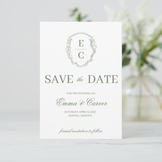 Trouw-RSVP Sage met Heritage Monogram Crest Save The Date (Staand voorkant)