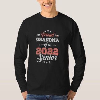 Trouw trots op oma van een afgestudeerde senior in t-shirt