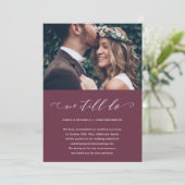 Trouw uitstel We trouwen nog steeds Burgundy foto Aankondiging (Staand voorkant)