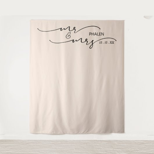 Trouwachtergrond met meneer en mevrouw Cream Wandkleed (Voorkant)