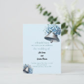 Trouwbel Blauwe Hydrangea Uitnodiging (Staand voorkant)