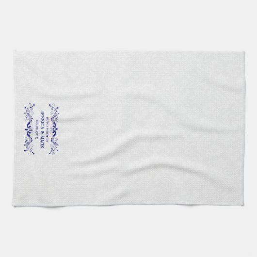 Trouwbloem roze kant op witte damast theedoek (Horizontaal)