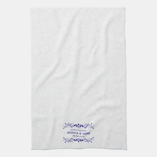 Trouwbloem roze kant op witte damast theedoek (Verticaal)